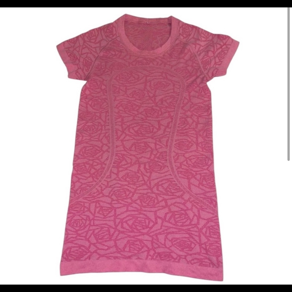 Lululemon Limited Edition Rose Print